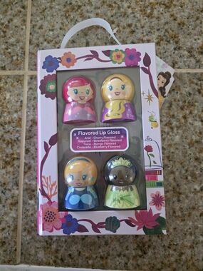 Disney Princess Character Flavored Lip Gloss Set - Pink, Yellow, Blue, Green
